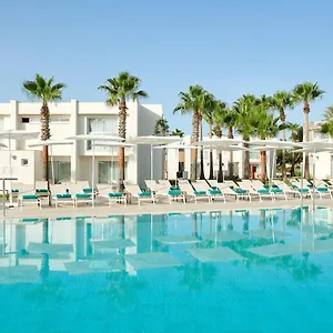 **** Hotel Iberostar Waves Cala Domingos Espanha